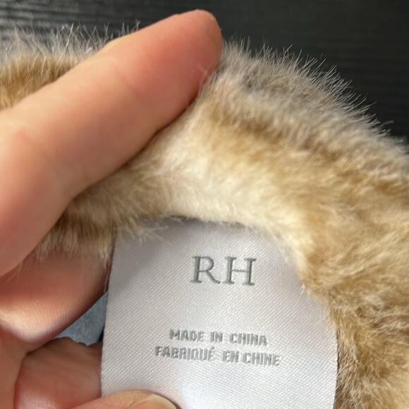 Faux fur stole - Picture 2 of 5